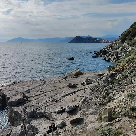 Top-location-bright-fastwi-fi Apartment Sestri Levante