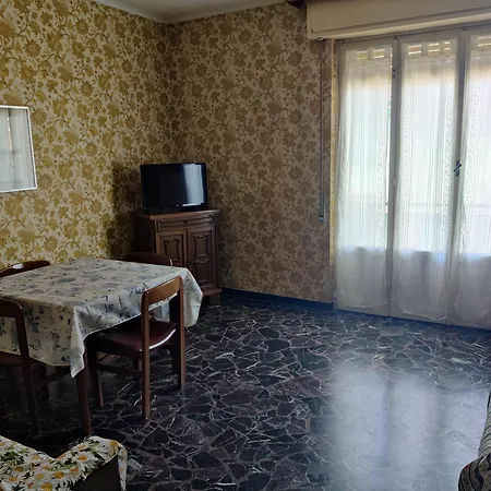 Top-location-bright-fastwi-fi Apartment *