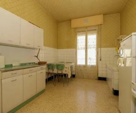Apartment Top-location-bright-fastwi-fi