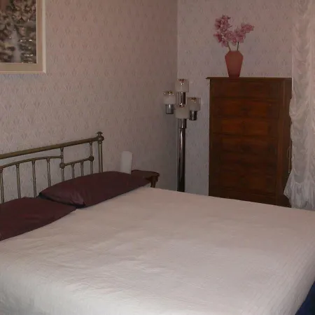 Top-location-bright-fastwi-fi Apartment *